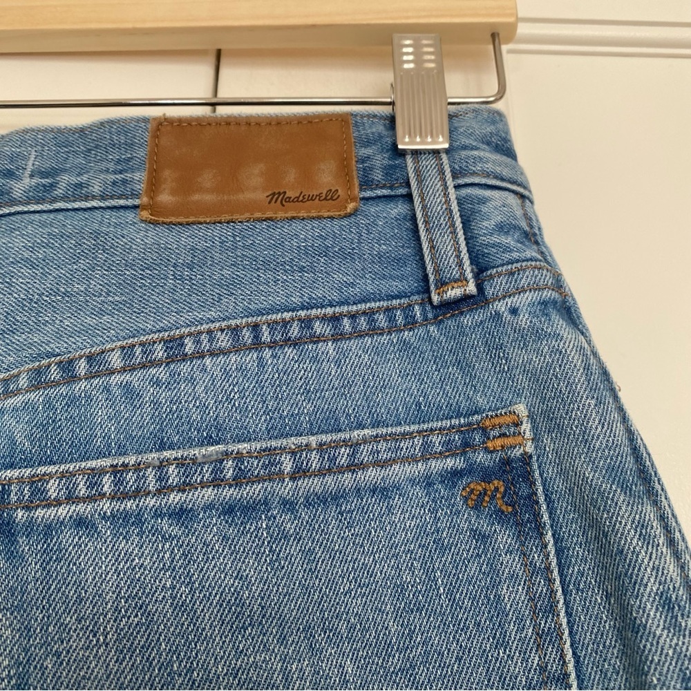 Madewell The Dadjean: Bleached Edition - Picture 9 of 13
